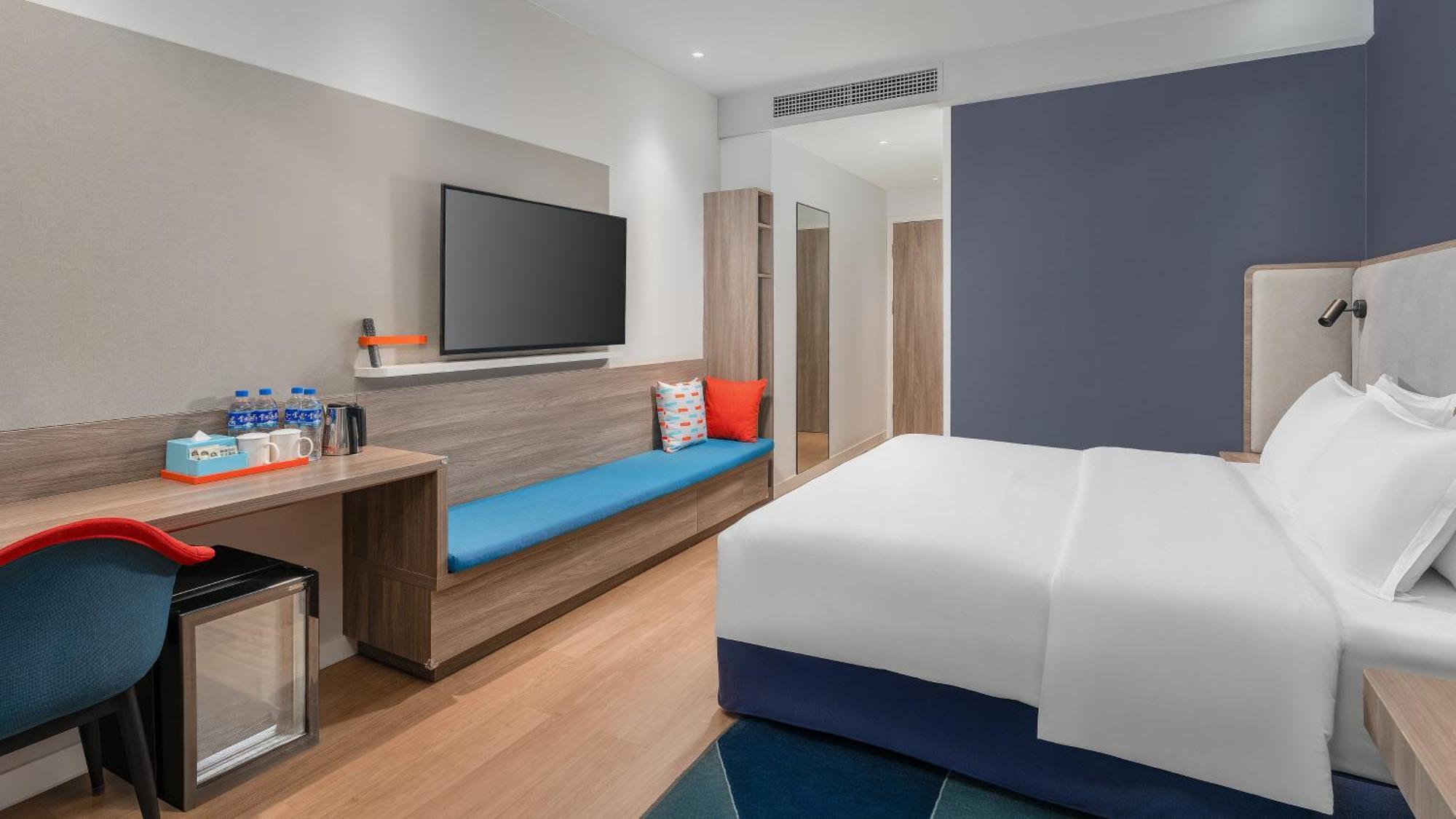Holiday Inn Express Kunming West By Ihg Eksteriør billede